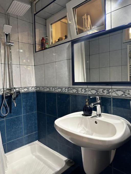 Studio Cozy Piata Victoriei Διαμέρισμα Βουκουρέστι Εξωτερικό φωτογραφία